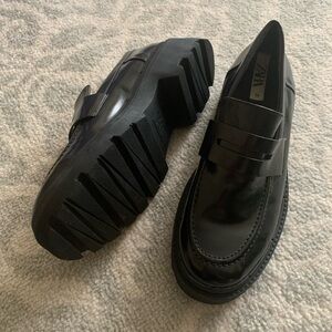 Zara Wedged Shoes